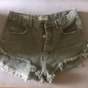 one teaspoon shorts size 26